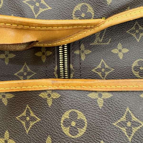 Louis Vuitton  Monogram 帆布西裝套 