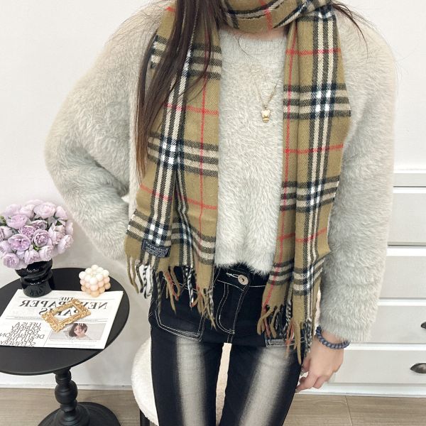 Burberry 圍巾 