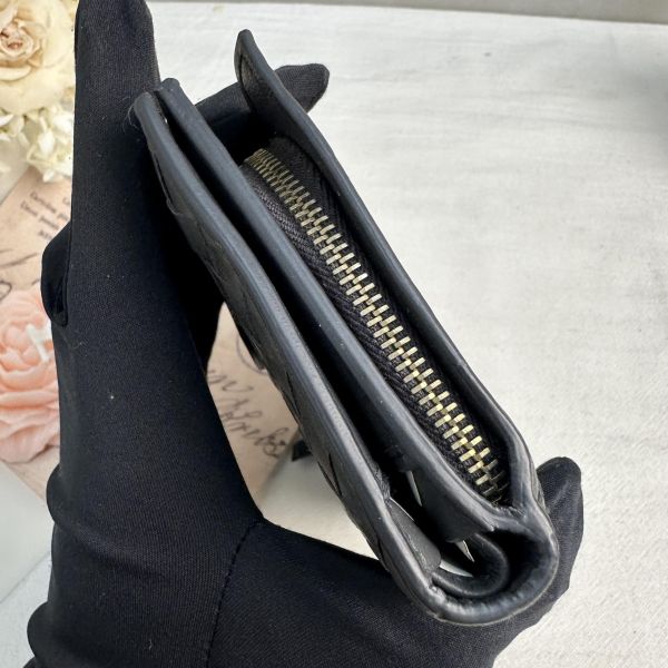 Bottega Veneta 經典小羊皮手工編織扣式皮夾 
