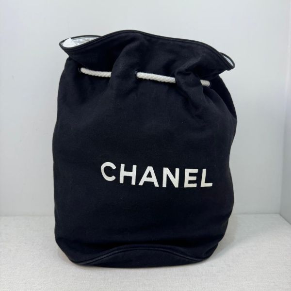 Chanel 抽繩帆布後背包 
