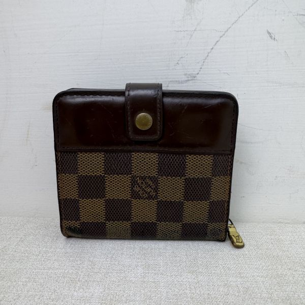 Louis Vuitton 棋盤格拉鏈零錢包兩折短夾 
