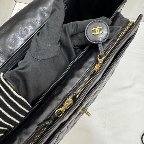 Chanel 黑色公事包 