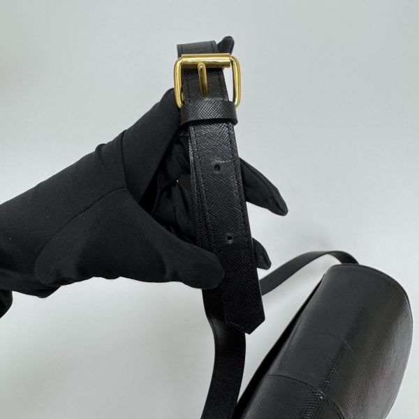 YSL 黑色鱷魚皮 斜挎包 