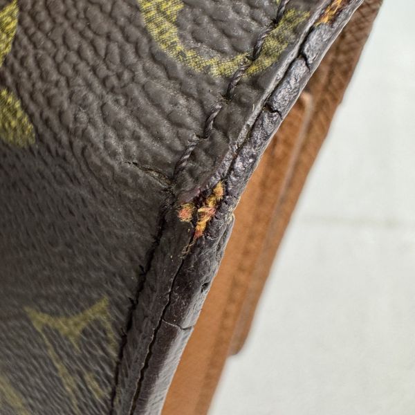 Louis Vuitton 紅皮腰包 