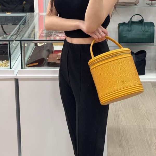 Louis Vuitton 圓桶手提化妝包 