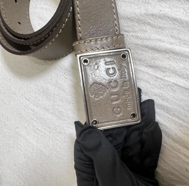 Gucci 方形金屬標誌扣環皮帶 