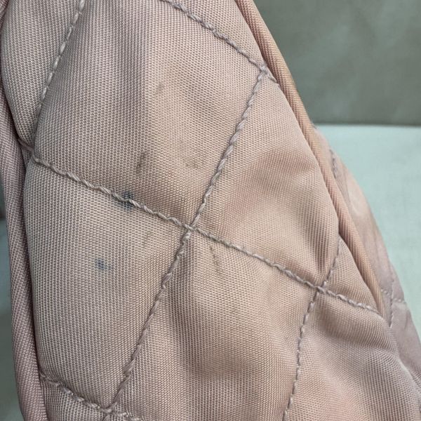 PRADA Tessuto 菱格紋尼龍化妝包手拿包* 