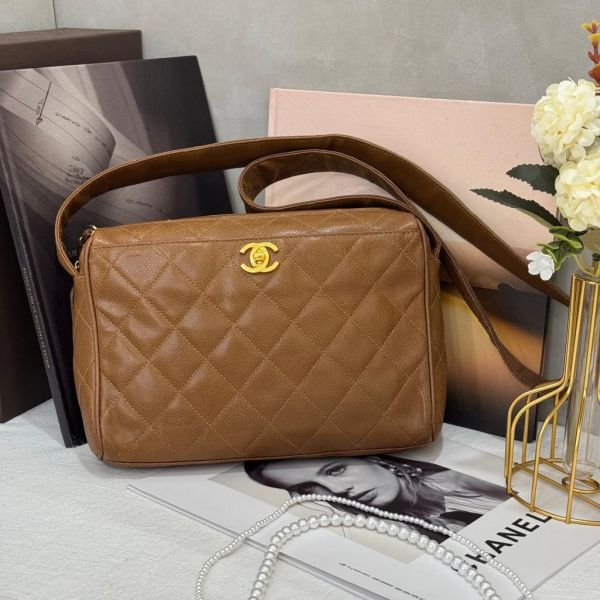 Chanel 咖金皮寬帶相機包 