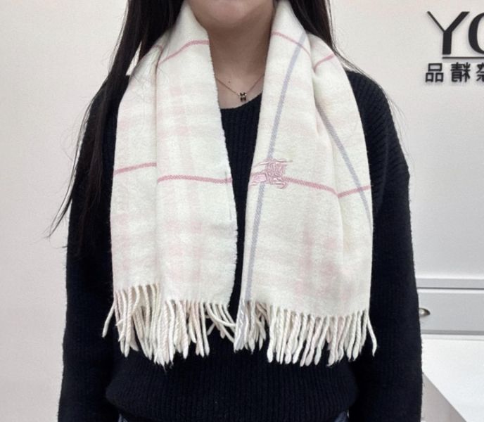 BURBERRY 巴寶莉 純羊毛 經典格紋 羊毛圍巾 披肩 流蘇 頸巾 