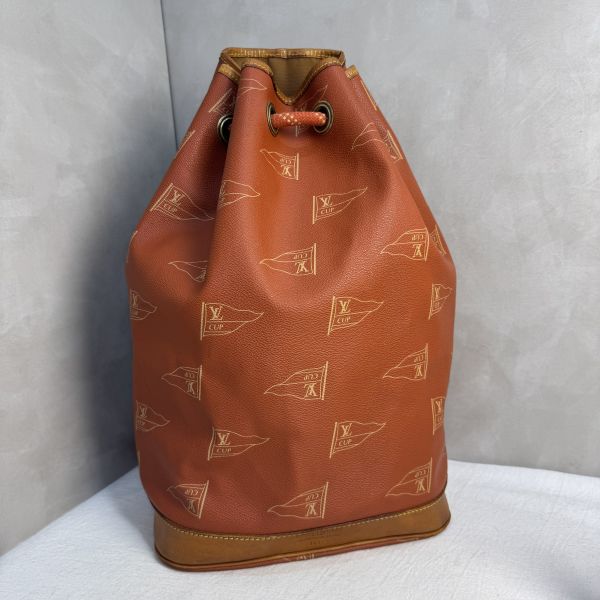 Louis Vuitton LV Cup 限定系列水桶包 