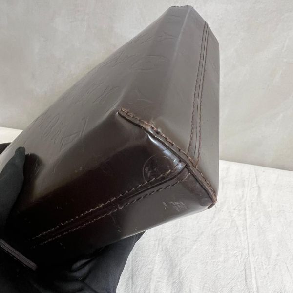 Louis Vuitton 硬殼肩包 