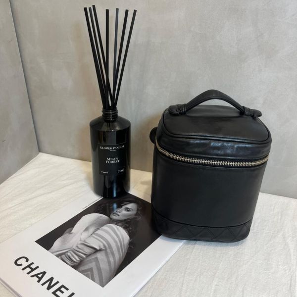 CHANEL 經典款化妝箱包 