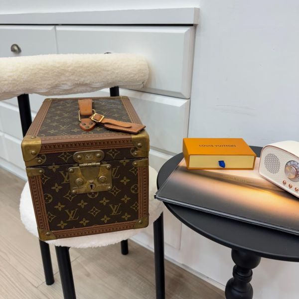 Louis Vuitton 古董老花硬殼手提化妝箱 