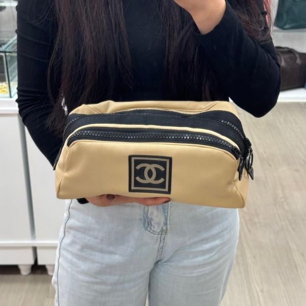 CHANEL奶茶拼黑  帆布手拿包 