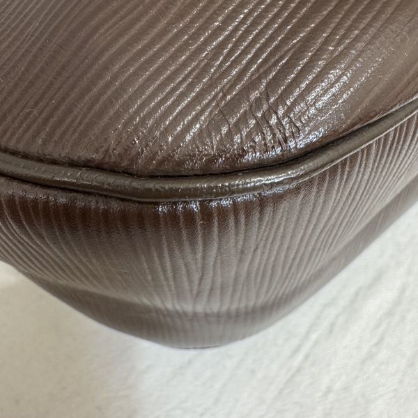 Louis Vuitton 深咖包袋 