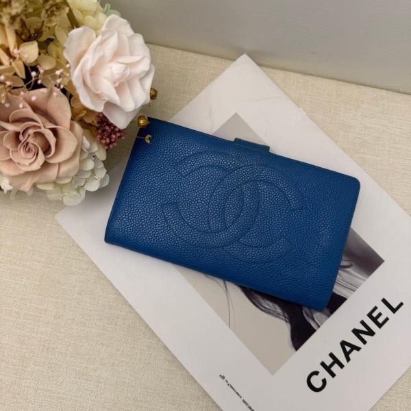 Chanel 深藍皮革長夾 