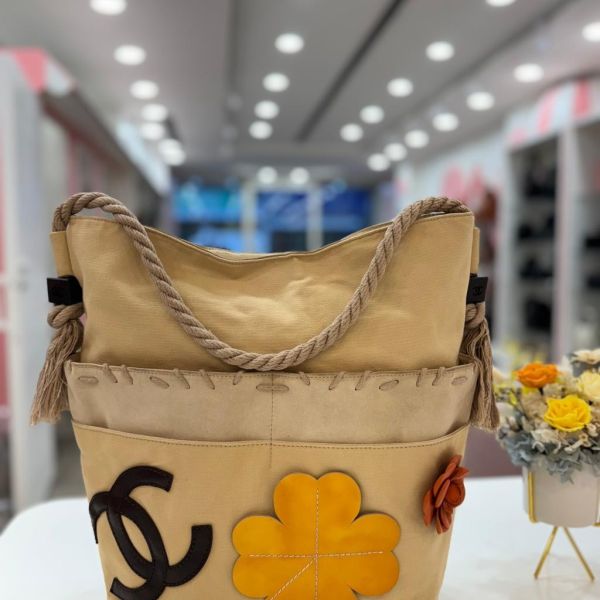 Chanel vintage花卉渡假包 