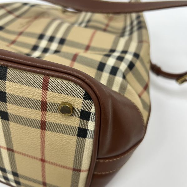 Burberry經典戰馬格紋水桶包 