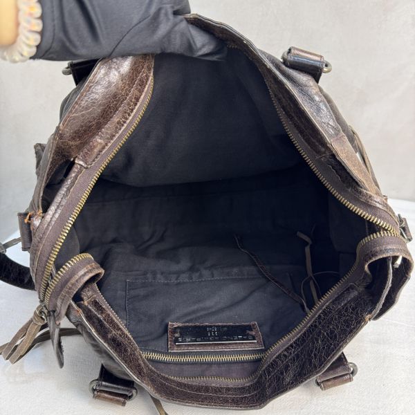 Balenciaga Le City 黑色機車包 