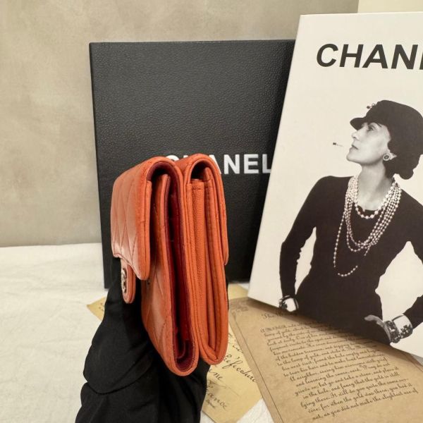 Chanel 珊瑚橘短夾 