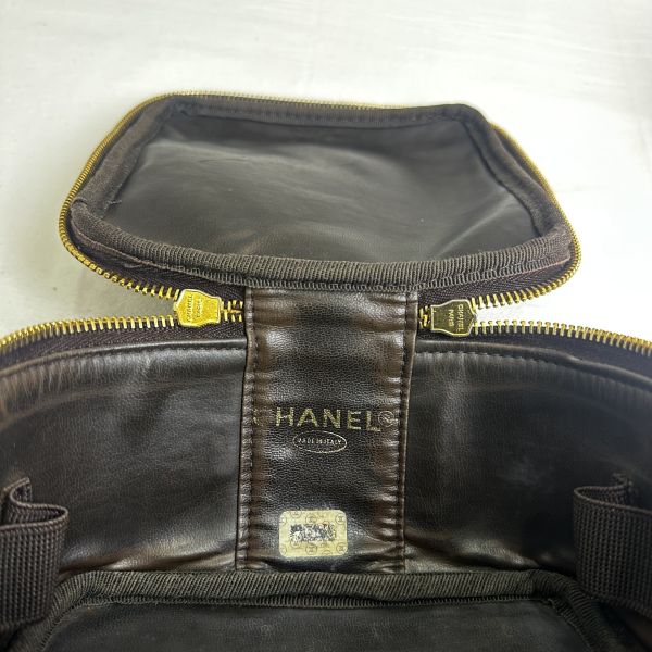 Chanel 手提化妝包 