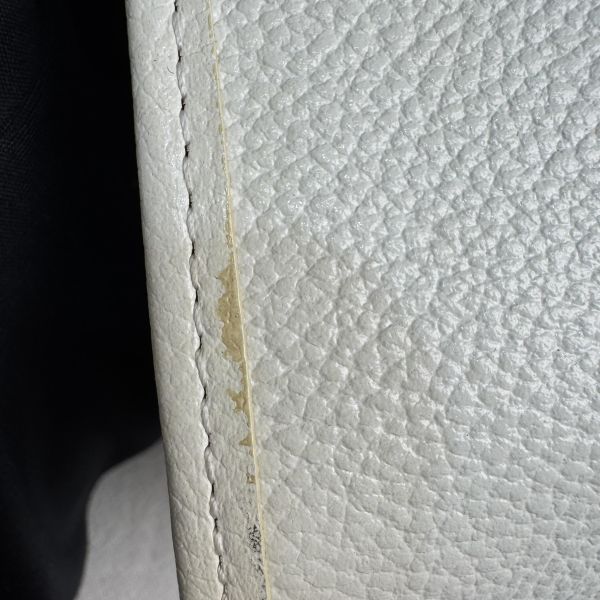 Saint Laurent (YSL) 復古白色皮革肩背包 腋下包 