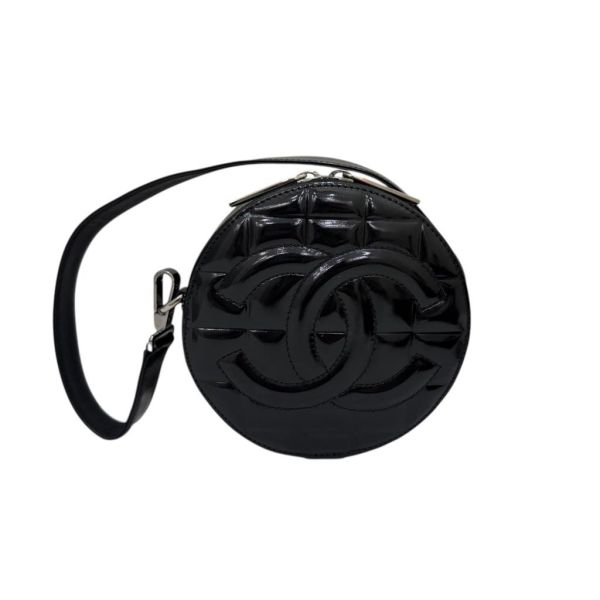 Chanel 漆皮小圓包 