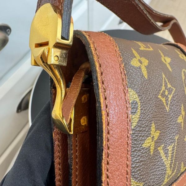 Louis Vuitton 紅皮肩背包 