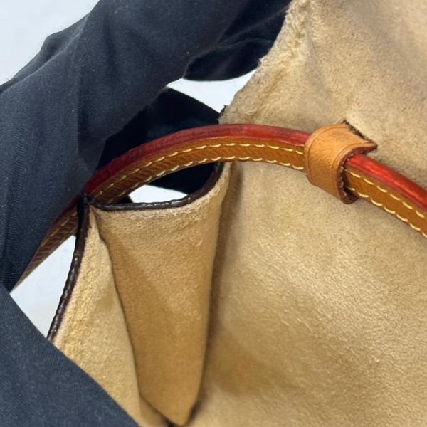 Louis Vuitton 信封腰包 