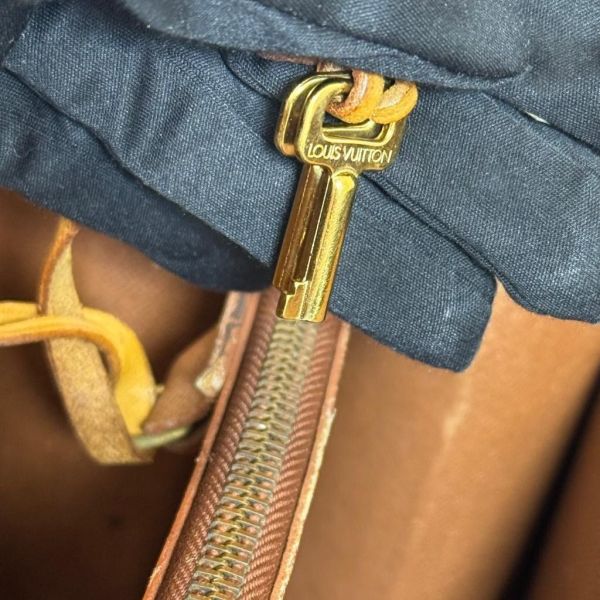 Louis Vuitton 絕版硬殼醫生包 