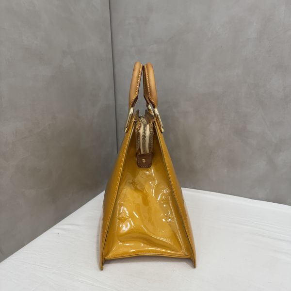 Lv 黃漆皮手提包 