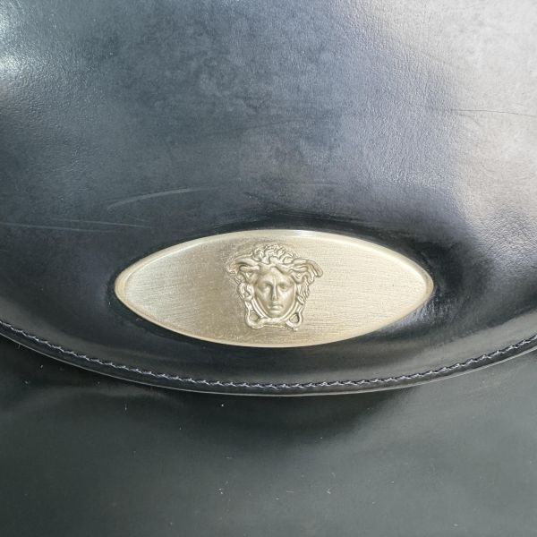 Versace經典黑色漆皮包 