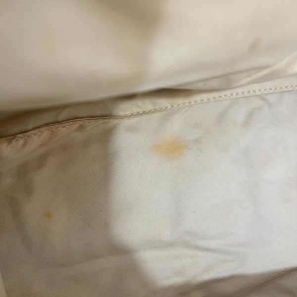 Chanel 奶茶色香奈兒冰格托特包 