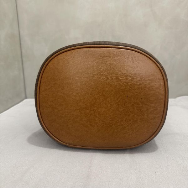 Loewe古董化妝包/水桶包 