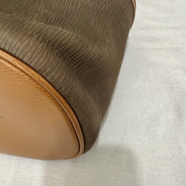 Loewe古董化妝包/水桶包 