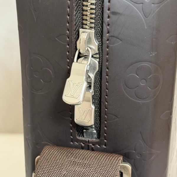 Louis Vuitton 硬殼肩背公事包 