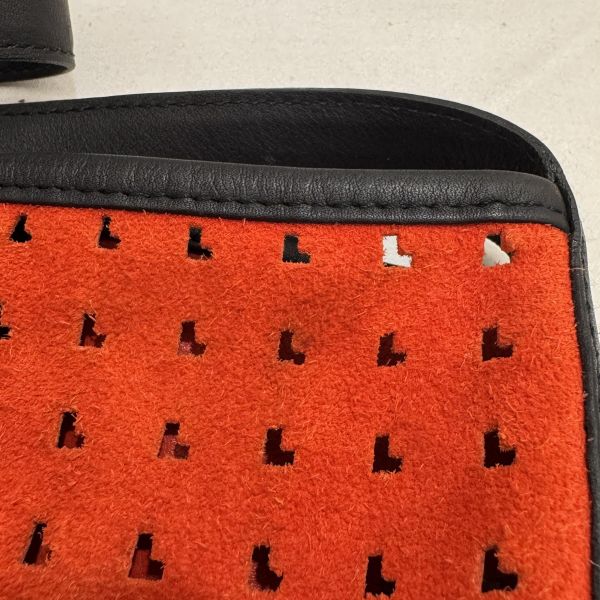 Loewe 羅意威 Anagram 麂皮單肩包 