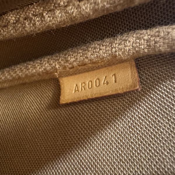 Louis Vuitton 塗鴉麻將包 