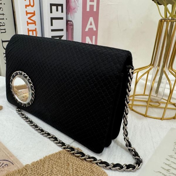 Chanel 限量款絲綢網布鏡子包 