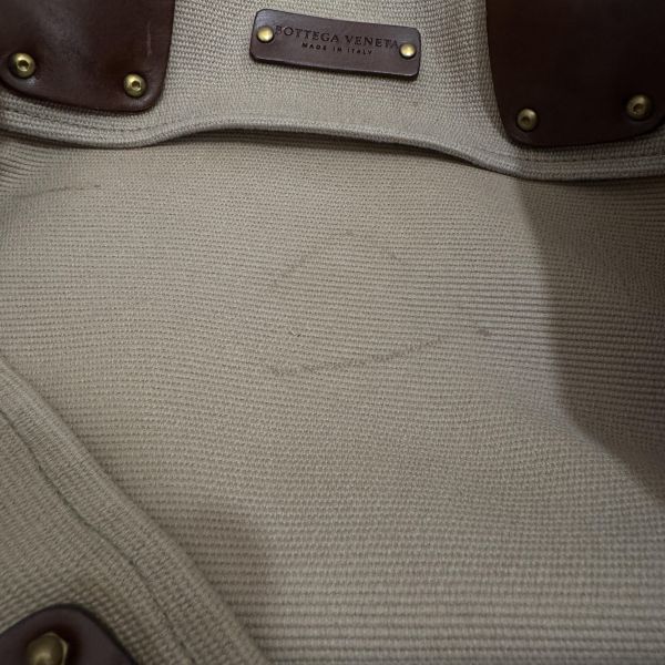 BOTTEGA VENETA 帆布金釦手腕袋卡其 