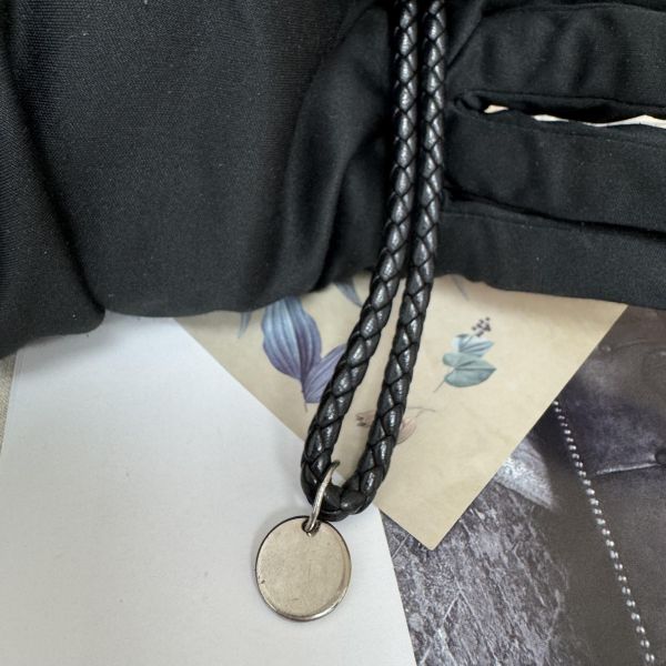 Bottega Veneta 黑色編織掛繩 