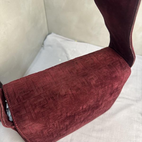 Fendi Zucca 深紅斜肩包 