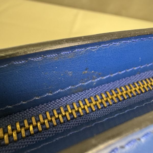 Louis Vuitton Epi 皮革手拿包 