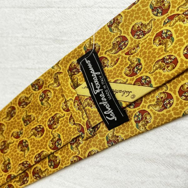 Salvatore Ferragamo 黃色大象領帶（中古） 
