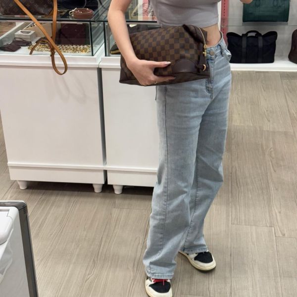 Louis Vuitton 棋盤格拉鏈手拿包 
