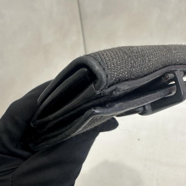 Gucci 中古黑色馬銜扣老花領錢袋短夾 