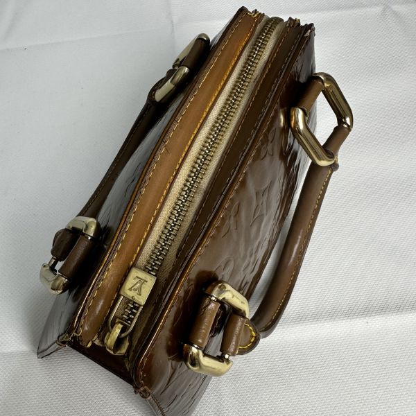 Louis Vuitton 亮面漆皮手提包 