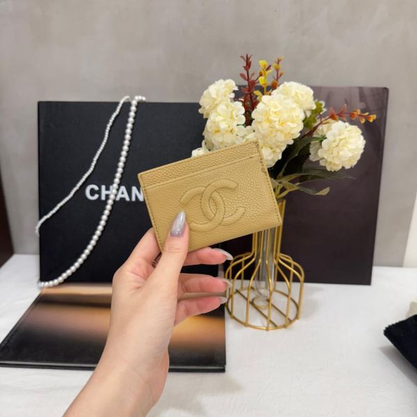 Chanel 奶茶色卡夾 