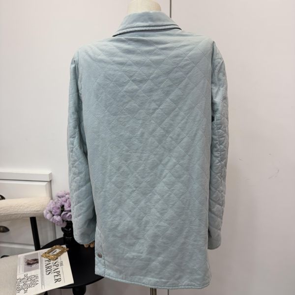 Burberry 淺藍色菱格絎縫外套 