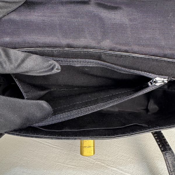 Balenciaga 經典鱷魚紋系列手提包 